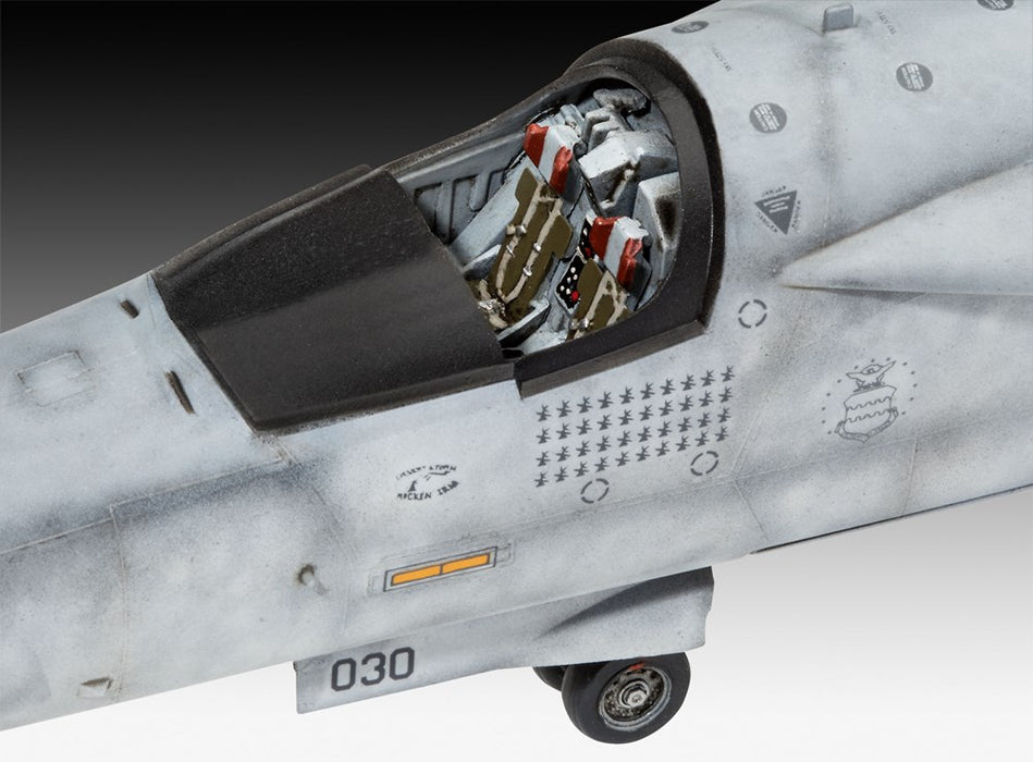 Revell 04974  1/72 Ef-111A Raven