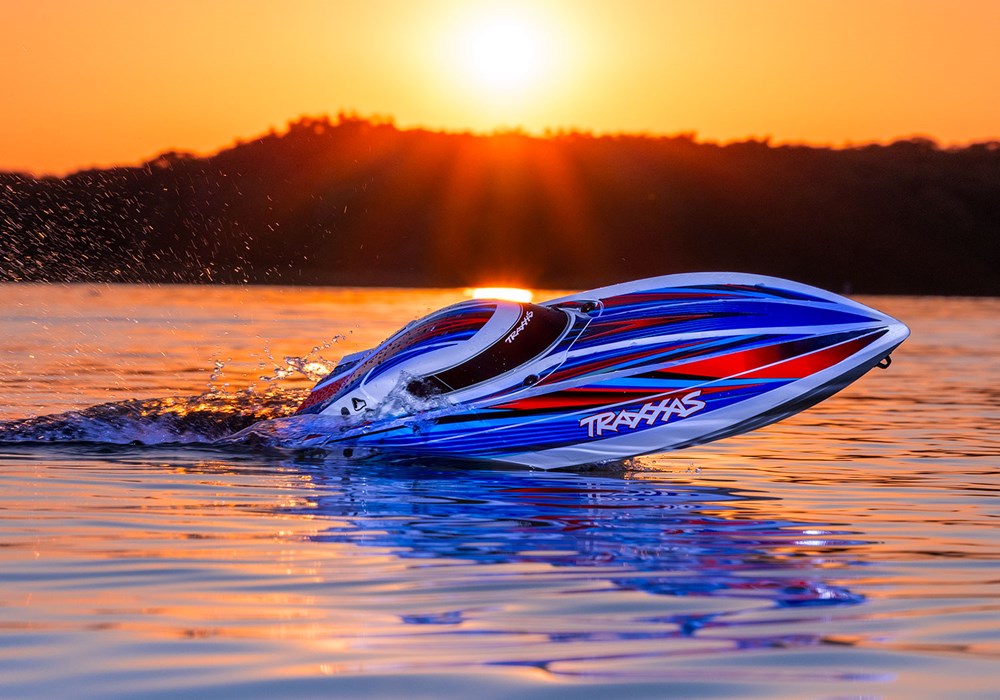 Traxxas 106064-4 Disruptor Race Boat 4S VXL