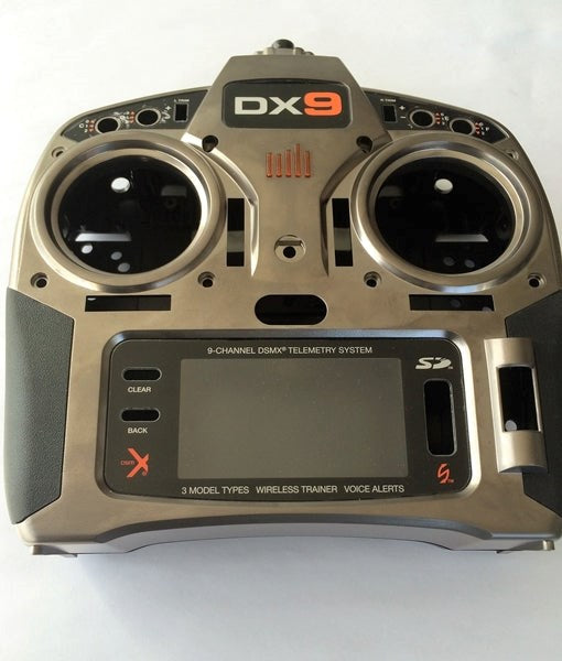 Spektrum SPM-CaseDX9 DX9 Chassis/Case w/sidegrips lables and screen
