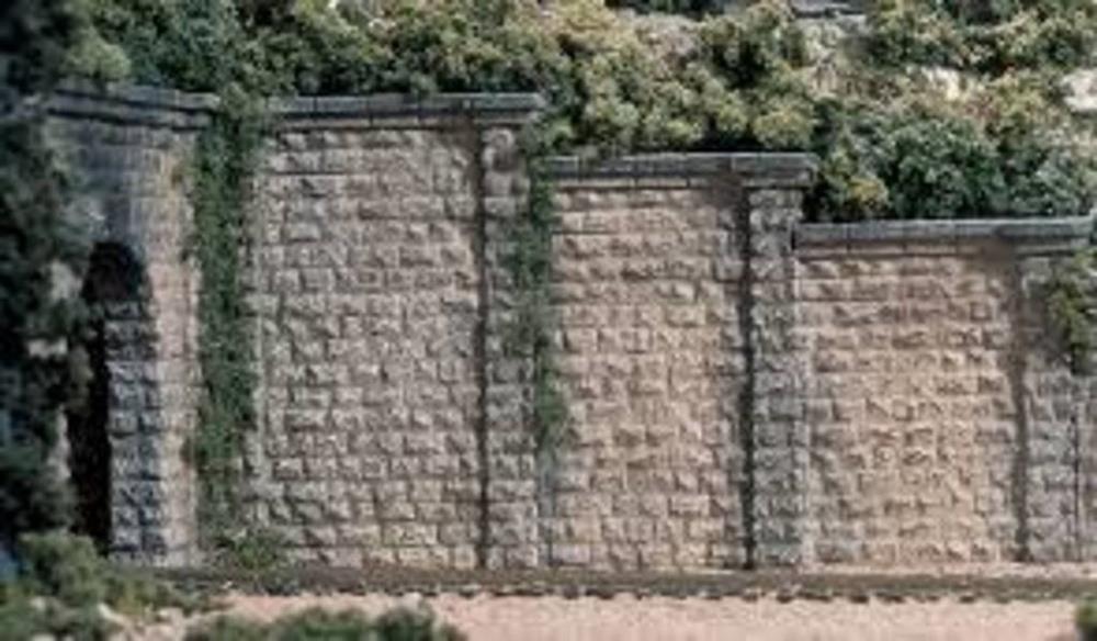 Woodland Scenics C1259 RETAINING WALL CUT STONE HO