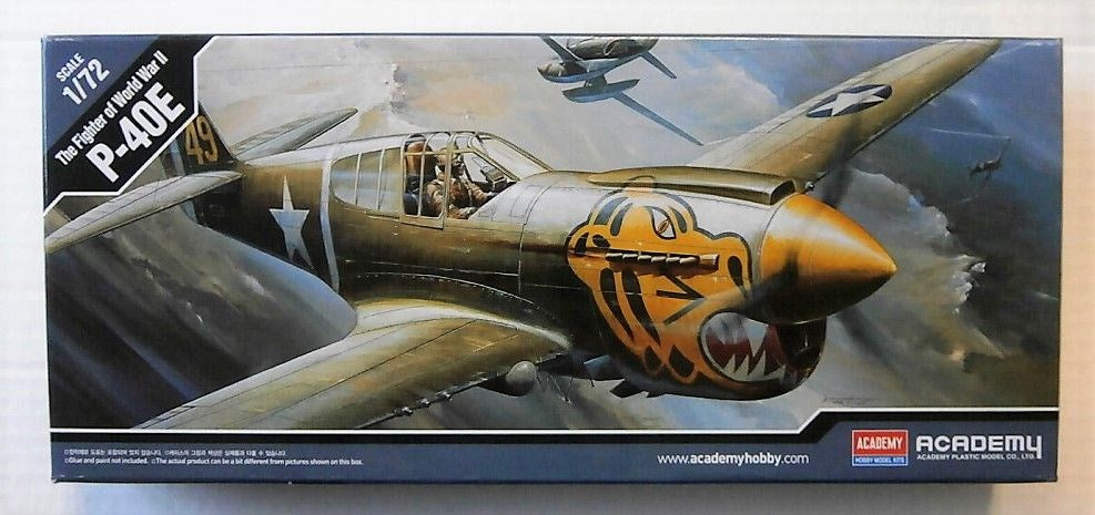 Academy 12468 1/72 P-40E WARHAWK