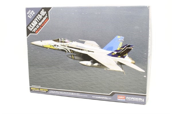 Academy 12534 1/72 F/A-18C US NAVY VFA-82 "MARAUDERS"