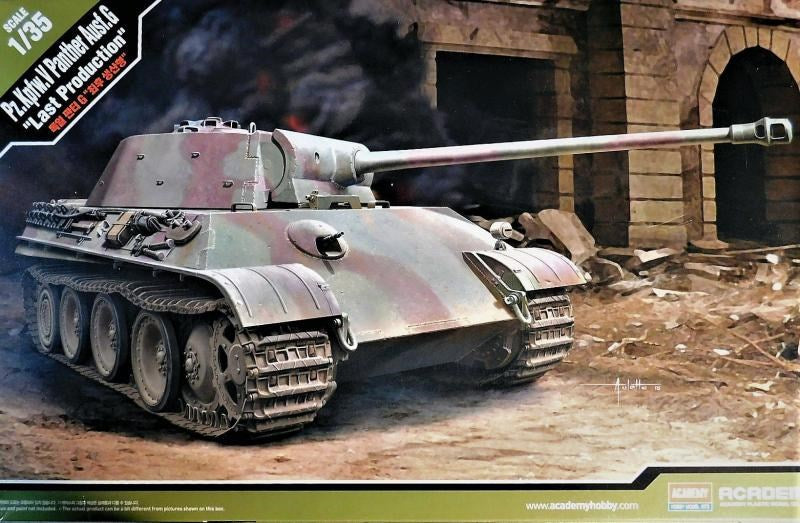 Academy 13523 1/35 PANTHER AUSF-G "LAST PRDTN"