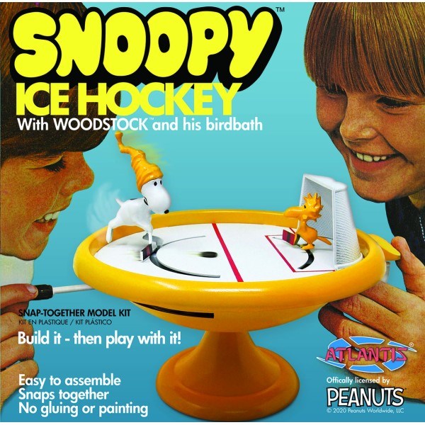 Atlantis Models M5696 Peanuts: Snoopy and Woodstock Bird Bath Ice Hockey Game