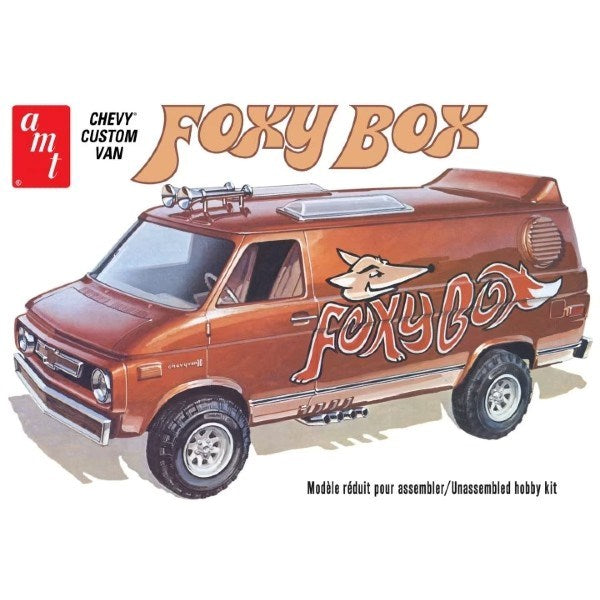AMT 1265 1/25 1975 Chevrolet Van - Foxy Box