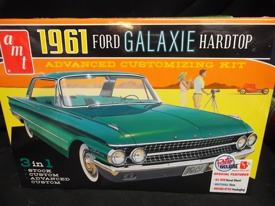 AMT 1430 1961 Ford Galaxie Hardtop