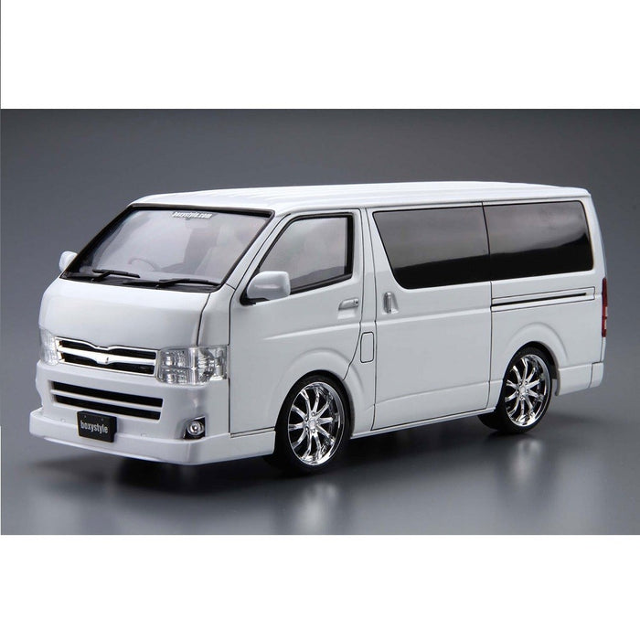 Aoshima 5895 1/24 HIACE SUPER GL 2010