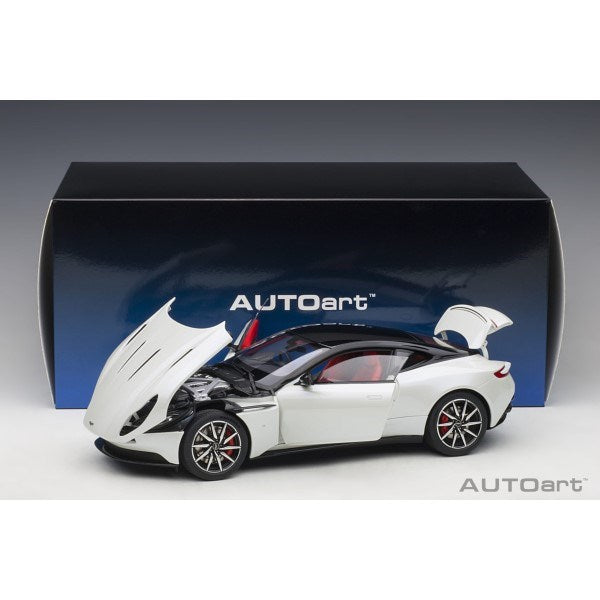 AUTOart 70266 1/18 Aston Martin DB11 (Morning Frost White)