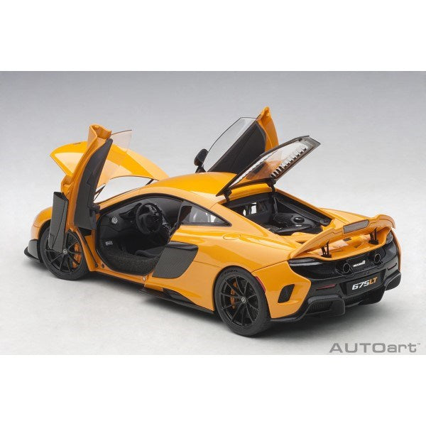 AUTOart 76048 1/18 McLaren 675LT (McLaren Orange)