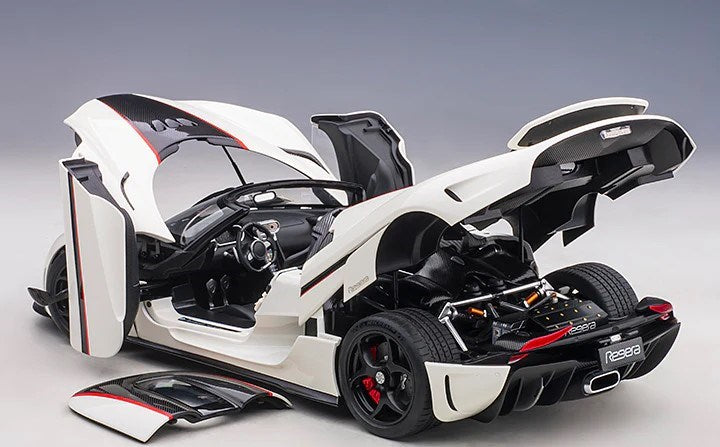 AUTOart 79027 1/18 Koenigsegg Regera White