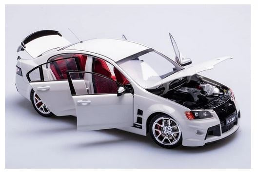 Biante 1/18 AD-81202 HSV W427