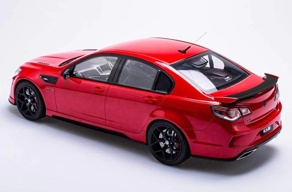 Biante 1/12 B-122817A HSV GTSR W1