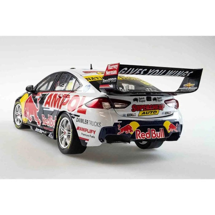 Biante B18H21Z 1/18 Holden ZB Commodore - #88 J. Whincup Beaurepaires Sydney SuperNight Race 29