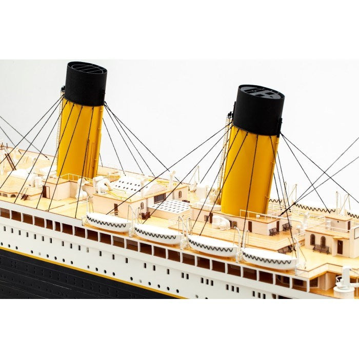 Billing Boats BB510 1/144 RMS Titanic - RC Optional