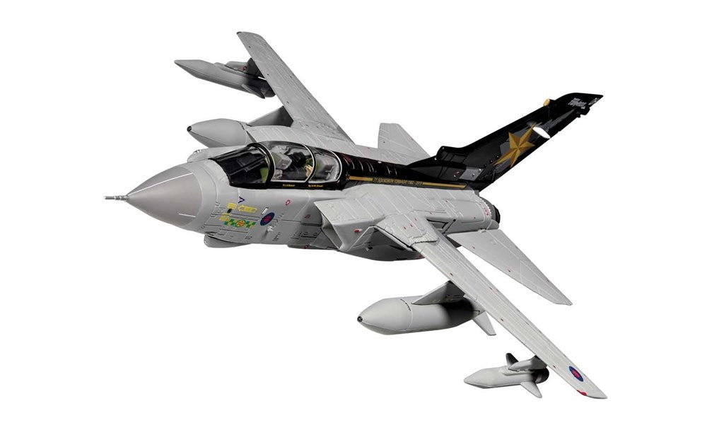 Corgi AA33621 1/72 Tornado GR4: 31st Sqn RAF