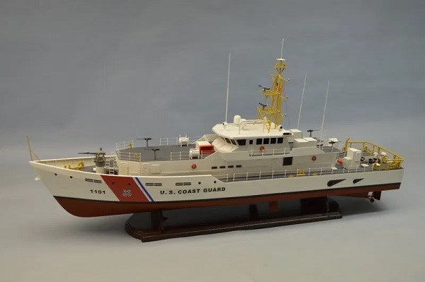 Dumas #1275 Boat Kit: 1/48 USCG Fast Response Cutter - RC Optional