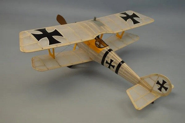 Dumas #243 Plane Kit: 18" Pfalz D.III - Rubber Powered Flying Model