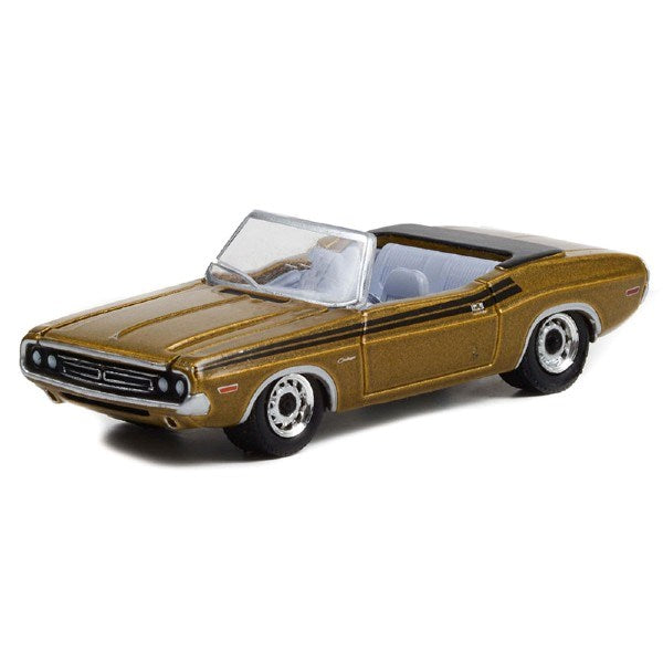 GreenLight 44940-A 1/64 1971 Dodge Challenger 340 Convertible - The Mod Squad