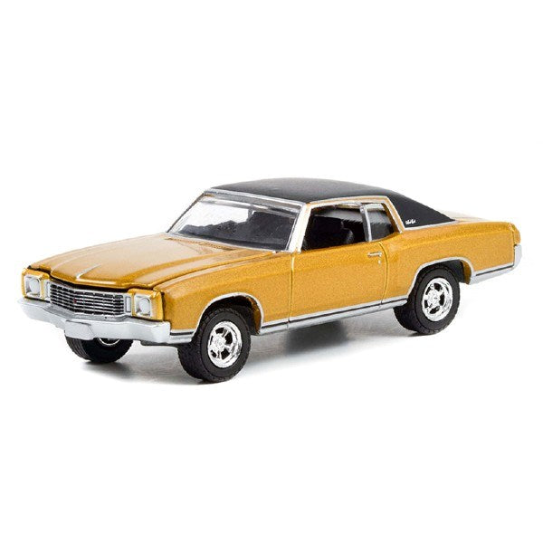 GreenLight 44950-D 1/64 1972 Chevrolet Monte Carlo - Counting Cars