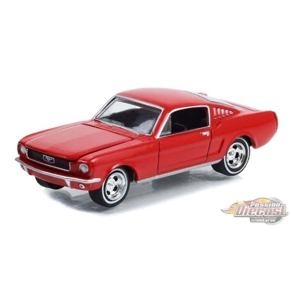 Greenlight GL-44965-A 1966 Ford Mustang Fastback 2+2