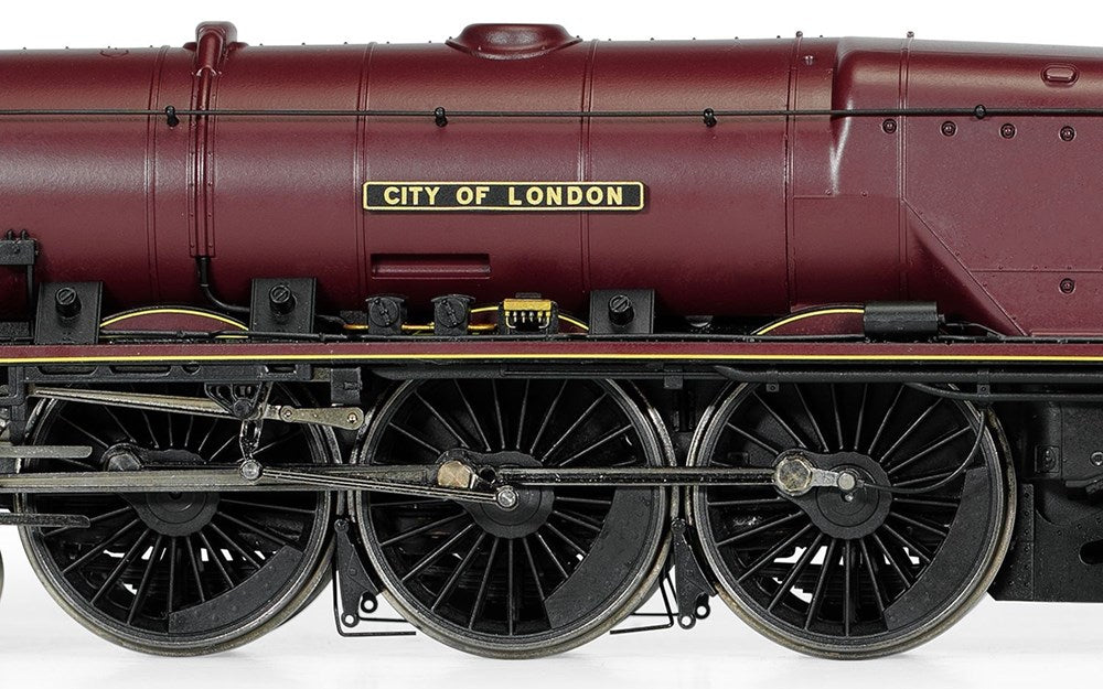 Hornby R3997 BR Princess Coronation Class 4-6-2 46245 'City of London' - Era 5