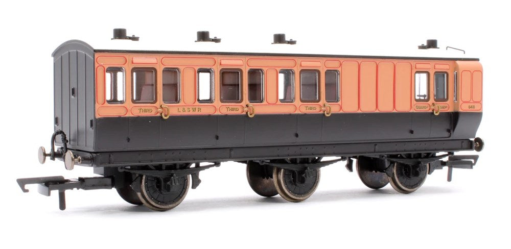 Hornby R40293 LSWR 6WC 3rd CL.648