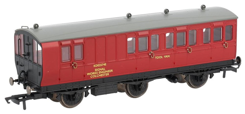 Hornby R40359 BR Dprtmntl 6W Crew Coach