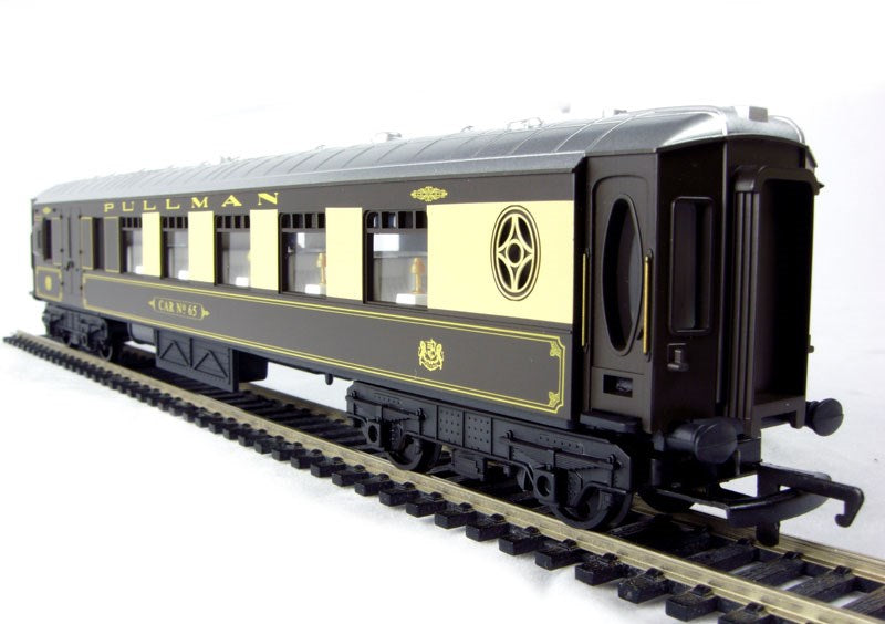 Hornby R4313 R/ROAD Pullman Brake Car