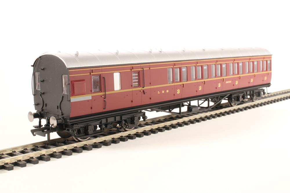 cHornby R4677C LMS Non-corridor 57': 3rdCl/Br