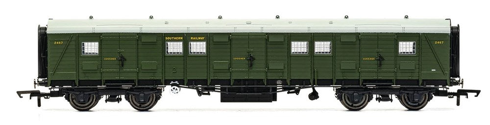 Hornby R60090 SR Luggage Van 2467