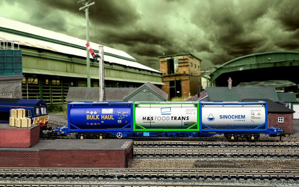 Hornby R60129 Sinochem Bulk Haul & H&S Foodtrans Container Pack 3 x 20' Tanktainers - Era 11