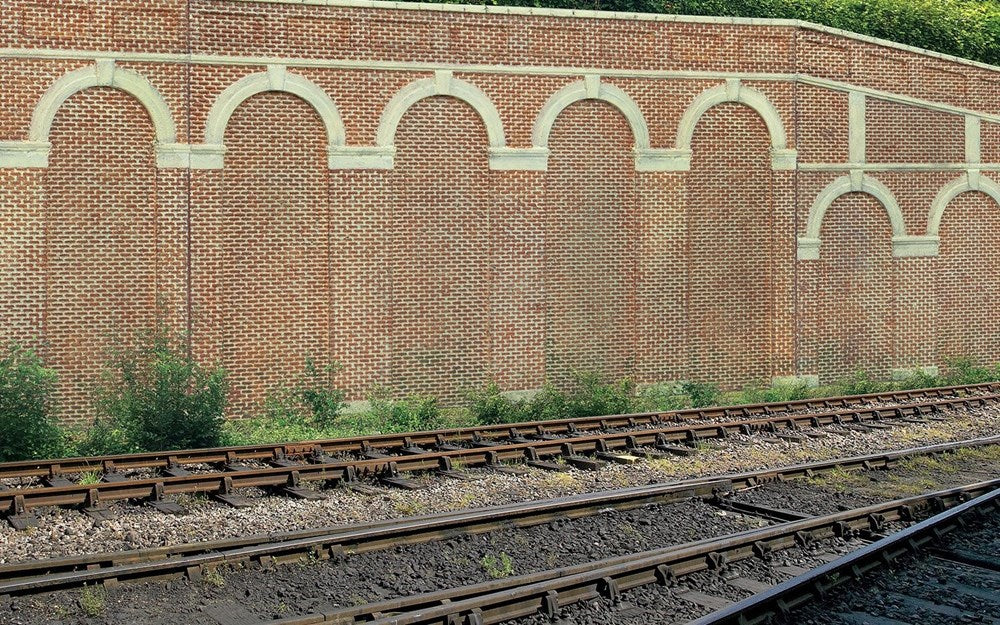 Hornby R7372 High Level Arched Retaining Walls x 2 (Red Brick)