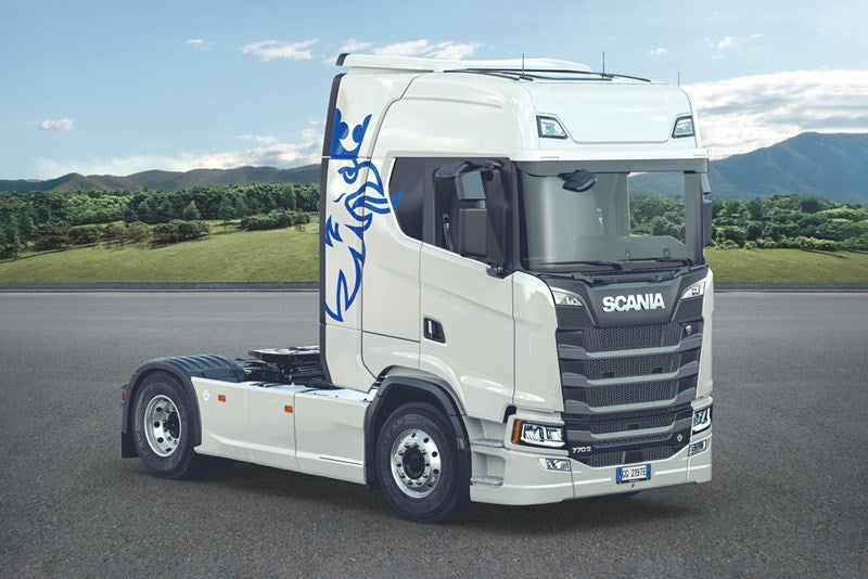 Italeri 3965 1/24 SCANIA 770 S V8 WHITE CAB