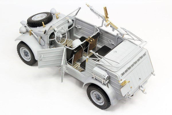 Revell 03500 1/9 Kubelwagen Type 82 - Limited Edition