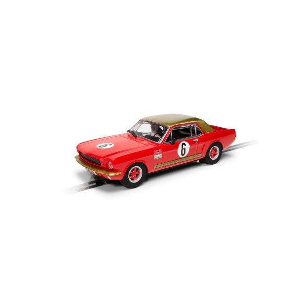 Scalextric C4339 Ford Mustang #6 - Henry Mann and Steve Soper Alan Mann Racing