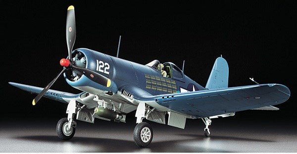 Tamiya 60325 1/32 F4U-1A Corsair