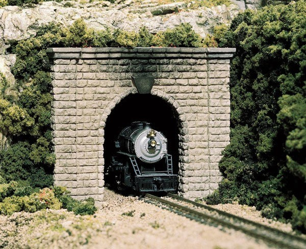 Woodland Scenics C1153 Cut Stone Tunnel Portals Single Track - N Scale (2pcs)