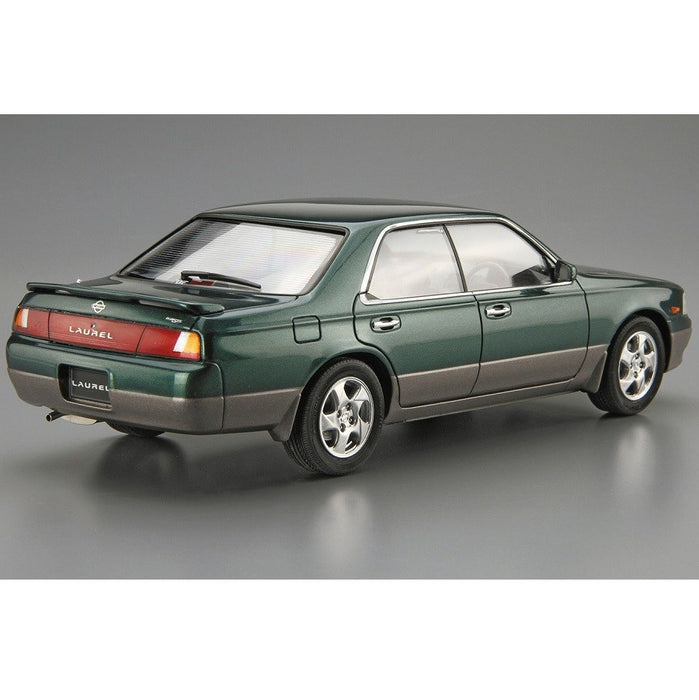 Aoshima 1/24 NISSAN LAUREL MEDALIST V-CLUB '93